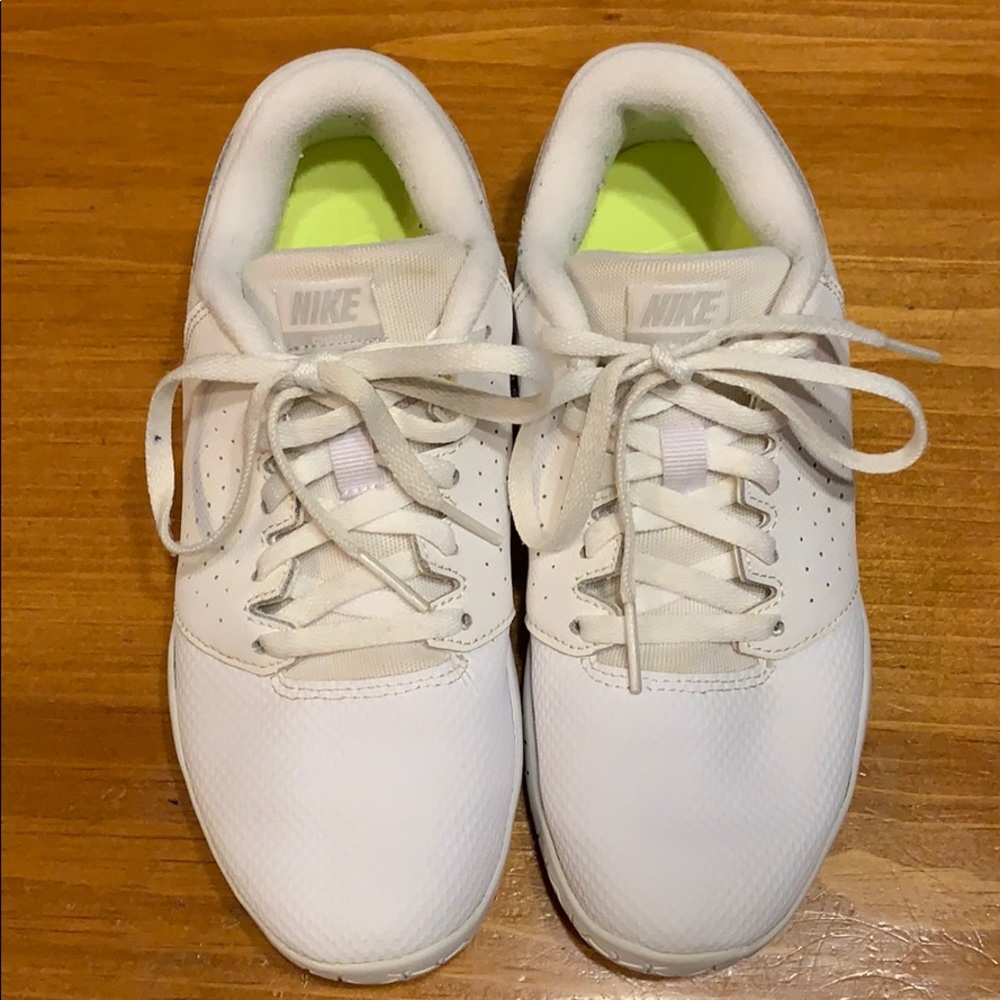 Nike Sideline VI sneakers